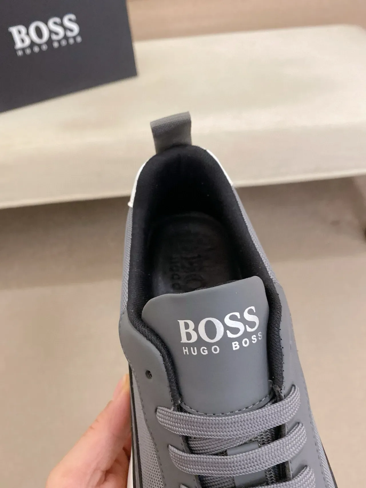 Hugo Boss Gray White জাল এবং সিন্থেটিক উপর নকশাকৃত মিডসোল জীবনধারা স्नিকার 6