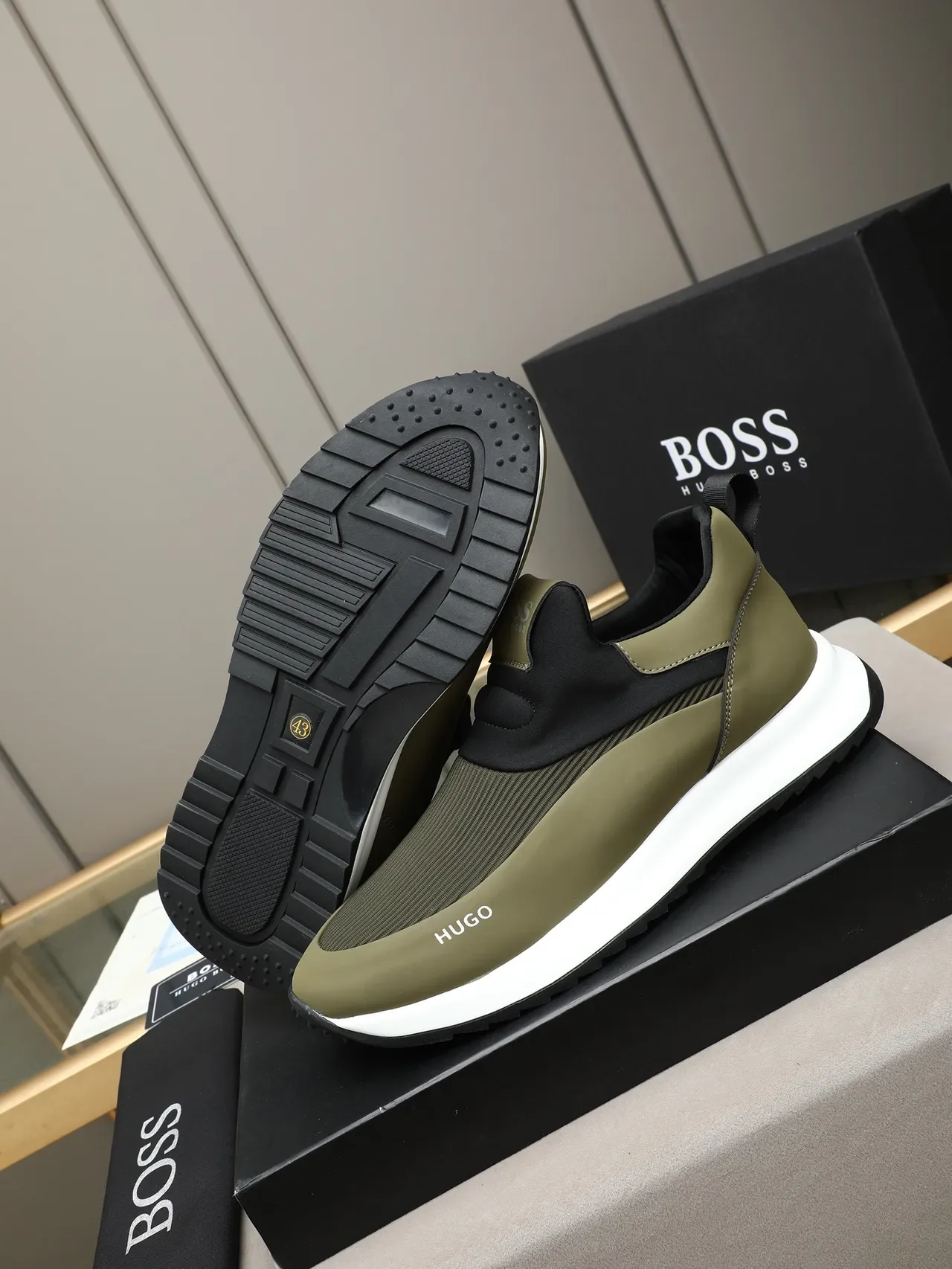 Hugo Boss حذاء رياضي أسلوب الحياة سليب أون أخضر زيتوني 4