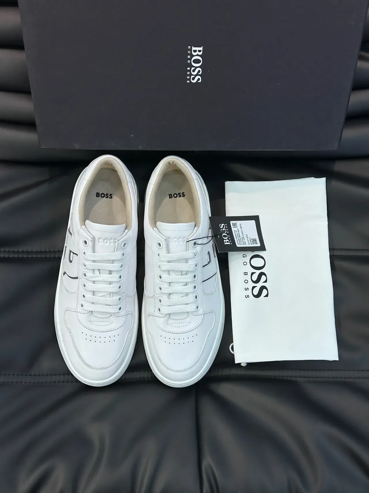 Hugo Boss 白色皮革生活方式运动鞋 8