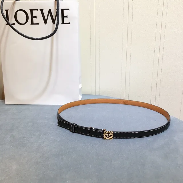 Loewe Anagram Belt 黑色金色薄白色对比缝线皮革皮带 6
