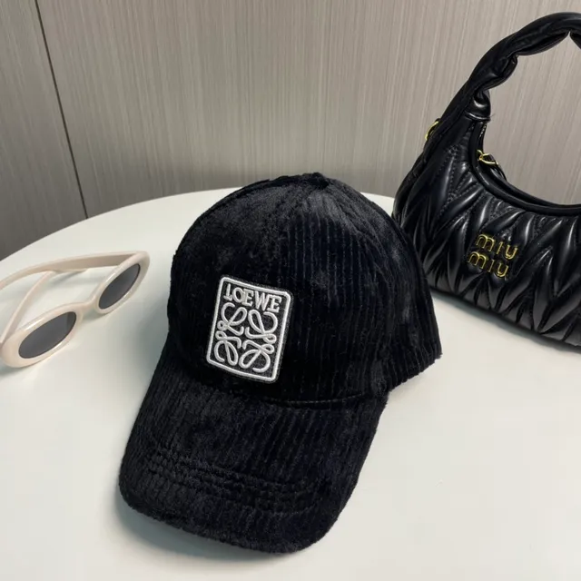 Loewe Anagram Logo Casquette baseball en velours côtelé noir 3