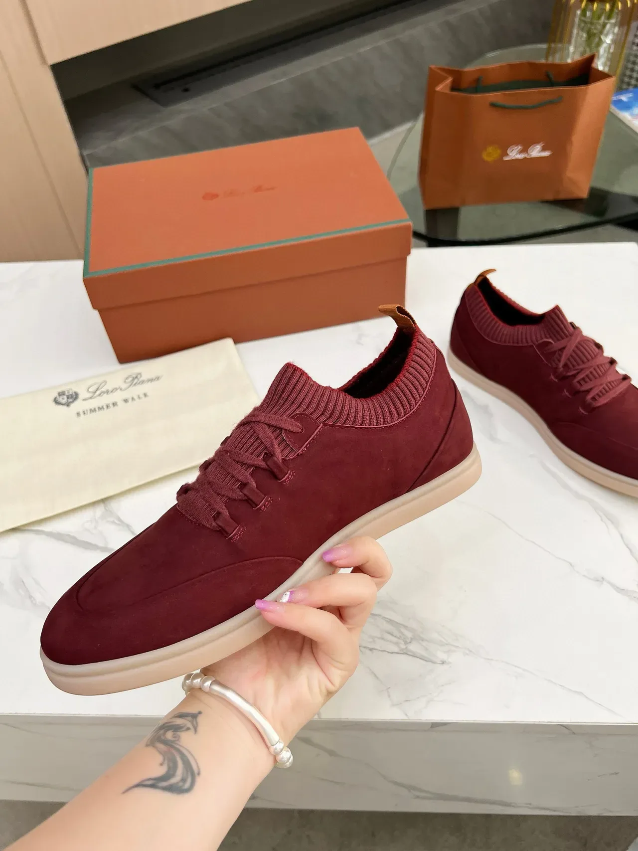 Loewe حذاء رياضي أسلوب حياة بكولار تريكو سويد بورجوندي 3