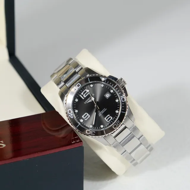 Longines Hydroconquest 黑色表盘 不锈钢 机械腕表 5