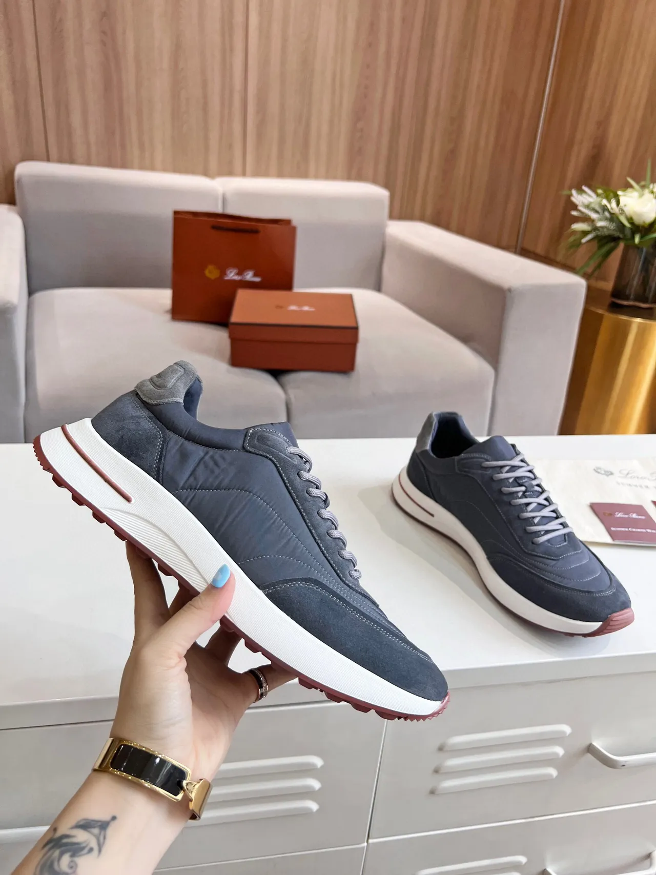 Loro Piana Sneakers Lifestyle en Daim Gris et Nylon 2