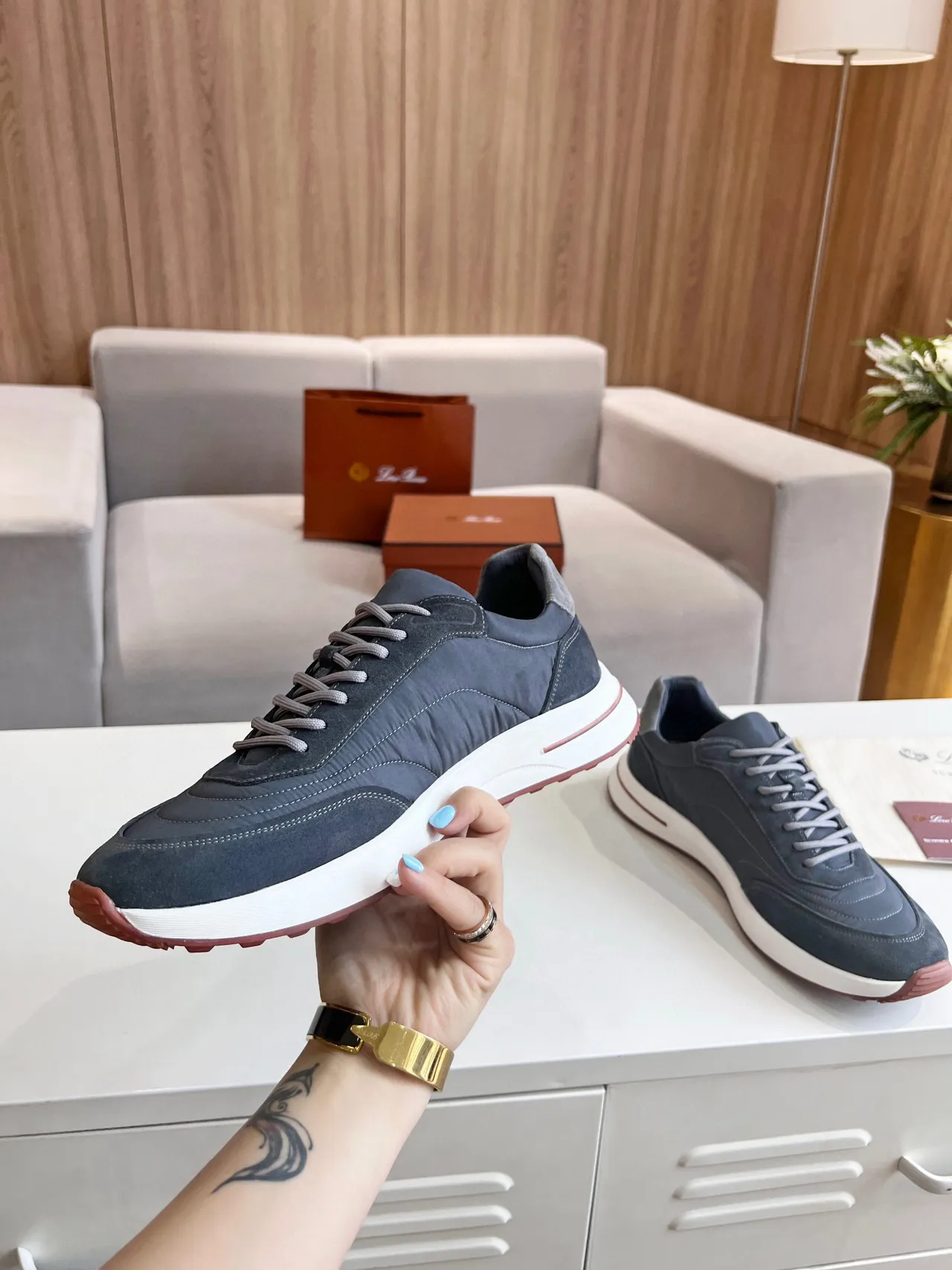 Loro Piana Sneakers Lifestyle en Daim Gris et Nylon 3