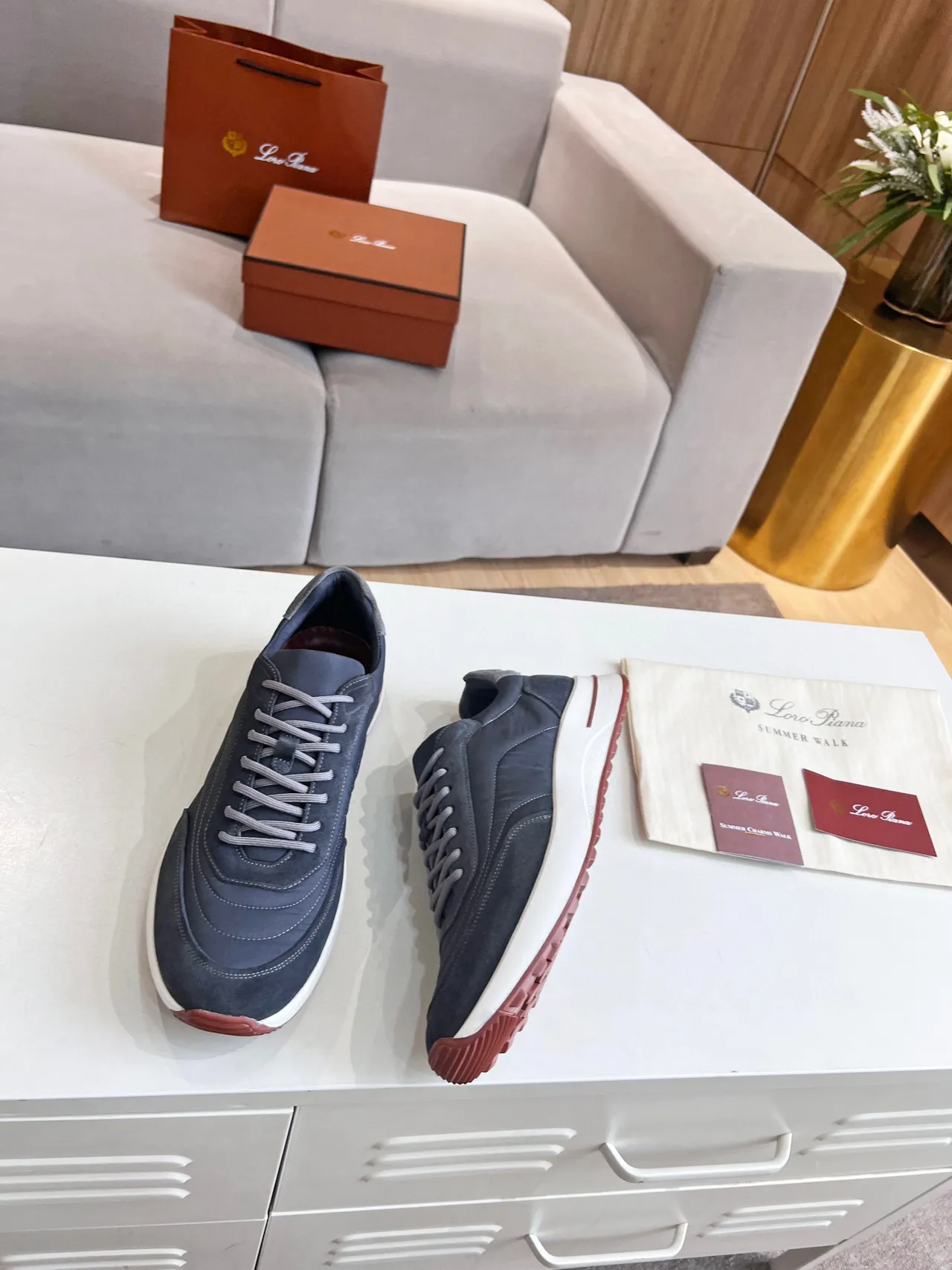 Loro Piana Sneakers Lifestyle en Daim Gris et Nylon 4