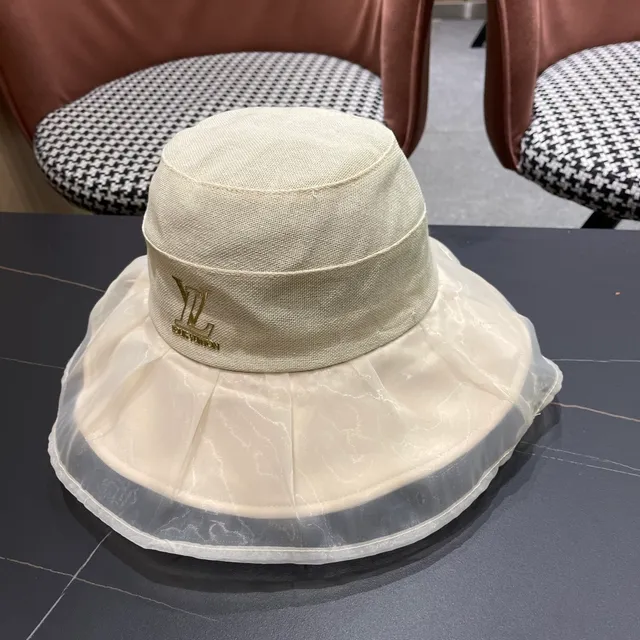 Chapéu Bucket Louis Vuitton Bege Dourado Coroa Estruturada Transparente Organza Babado Borda 9