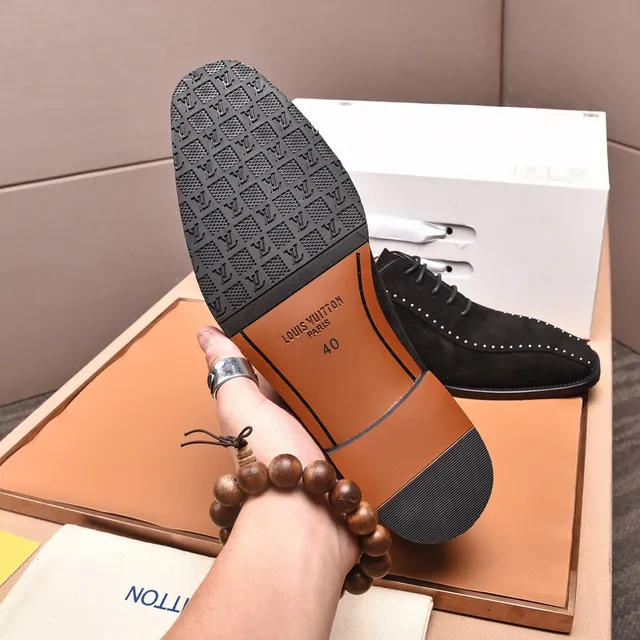 Louis Vuitton Preto Marrom Camurça Perfurações Completas Brogue 3