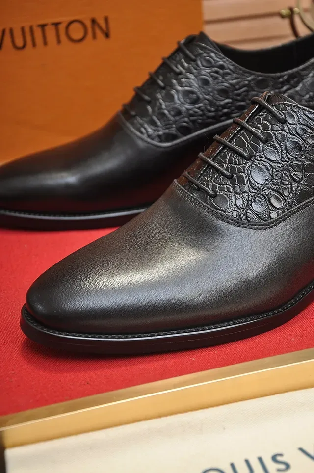 Louis Vuitton Black Cap-Toe Oxford Shoes 2