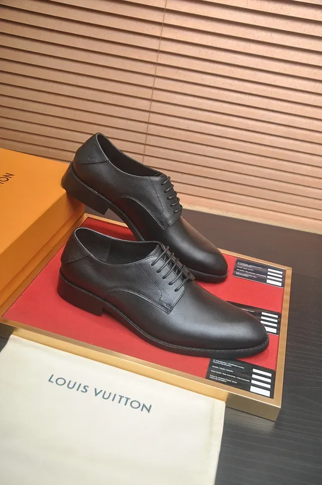 Louis Vuitton काले चमड़े की कैप टो ऑक्सफोर्ड जूते 4