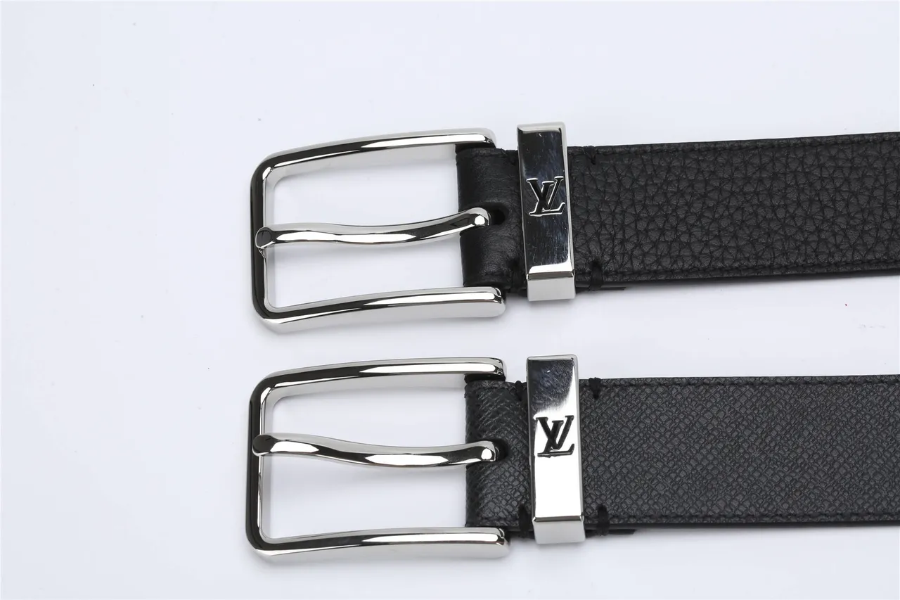 Louis Vuitton Black Silver Pebbled Rectangular Buckle Leather Belt 3