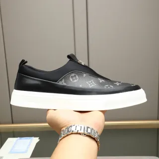 Louis Vuitton Negro Blanco Slip-On Monogrammed Toe Cap Zapatillas Lifestyle