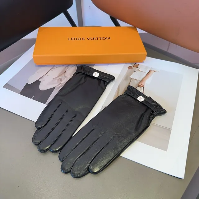 Louis Vuitton কালো সাদা মসৃণ লোচড়া কব্জি কাফ চামড়ার দস্তানা 3