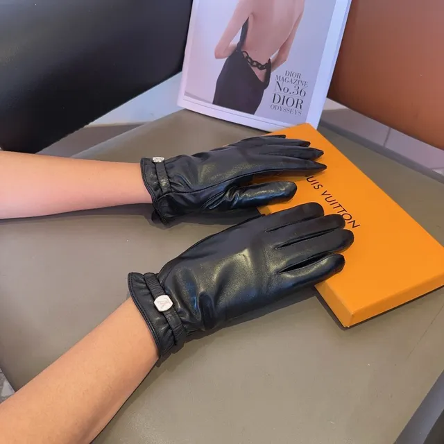 Louis Vuitton কালো সাদা মসৃণ লোচড়া কব্জি কাফ চামড়ার দস্তানা 9