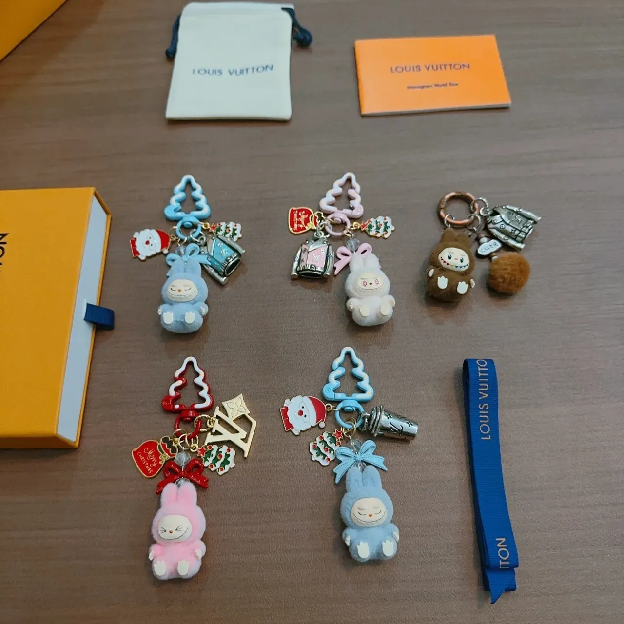 Louis Vuitton Blue White Plush Bunny Centerpiece Enamel Holiday Charms Handbag 3