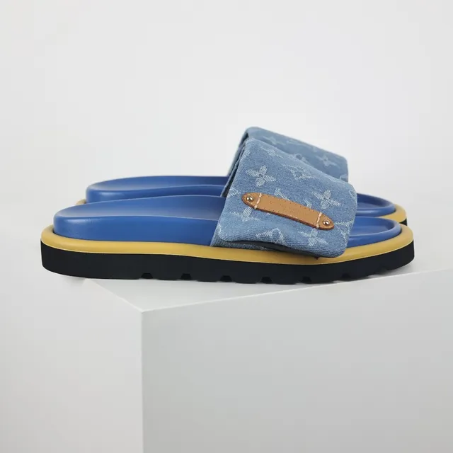 Louis Vuitton Azul Amarelo Monogramado Denim Tirante Couro Marrom Ferragens Aba Chinelos 3