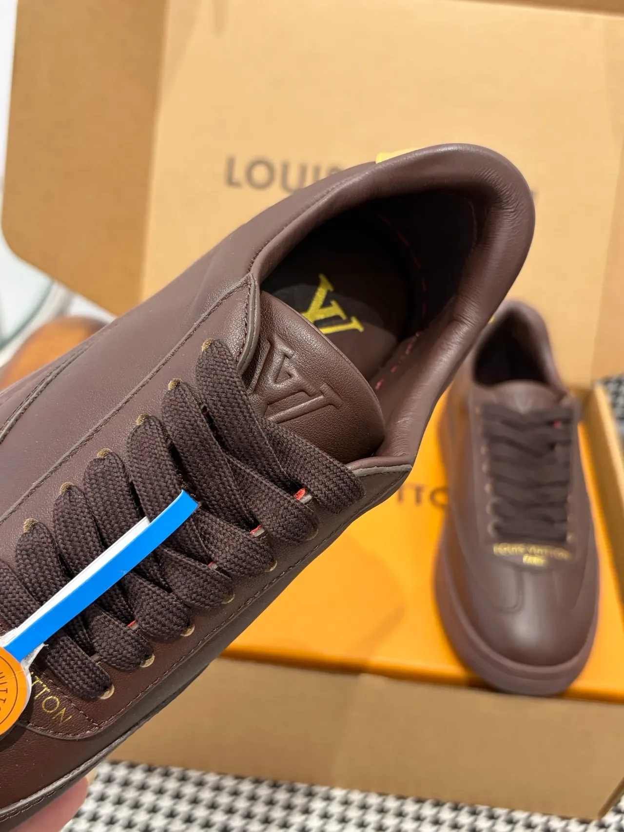 Louis Vuitton Brown Beige Low-Top Leather Upper Lifestyle Sneakers 4
