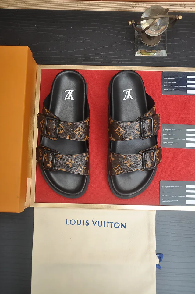 Sandalias casuales Louis Vuitton lona monogram correa doble hebilla marrón y negro 5