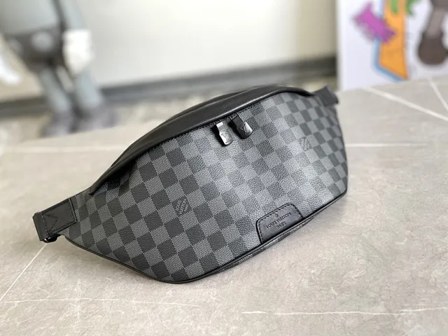 Louis Vuitton Bumbag Damier Graphite Lona Xadrez Bolsa de Cintura de Moda 2