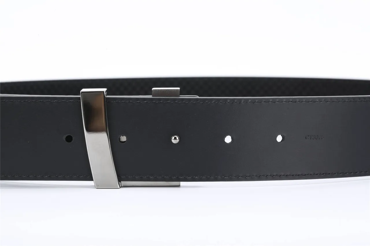 Louis Vuitton Carbon Fiber Texture LV Monogram Buckle Leather Belt 6