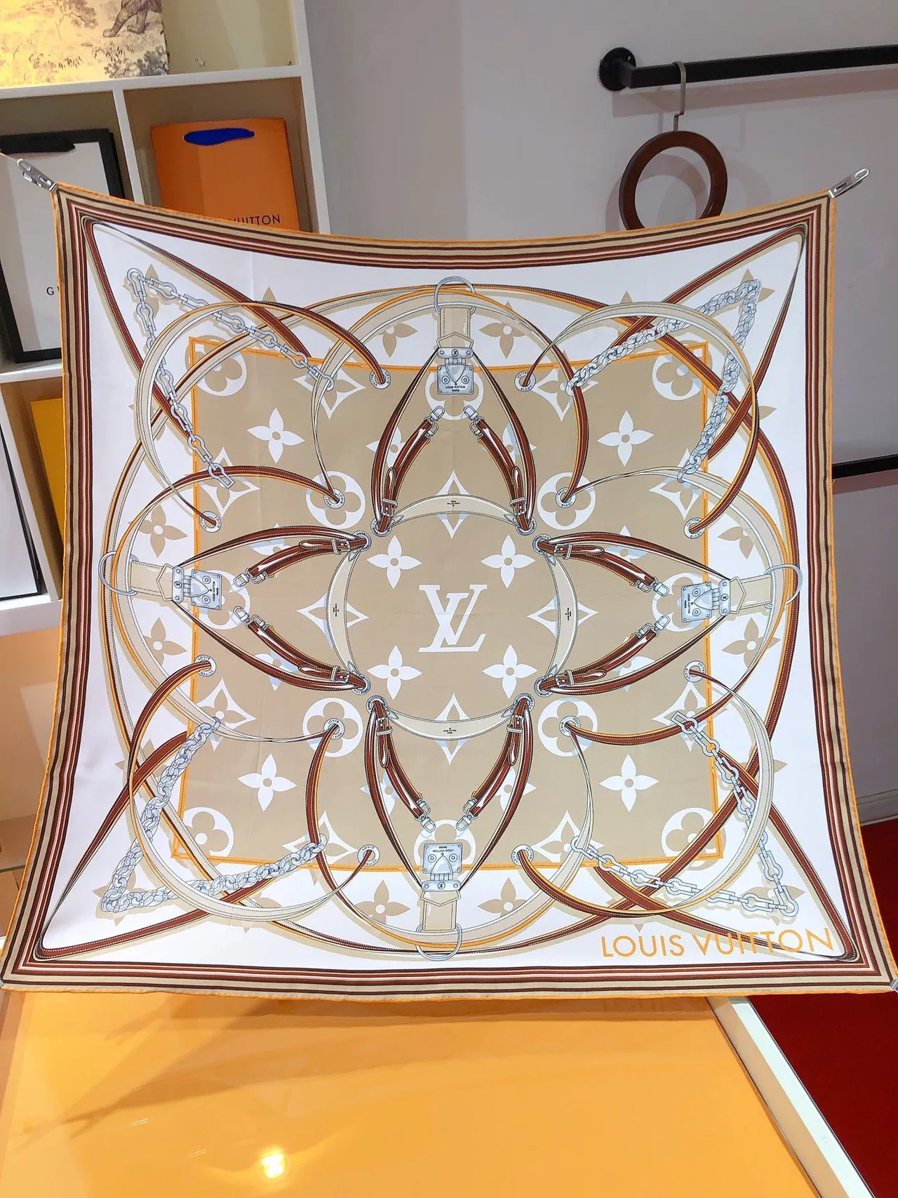 Louis Vuitton Chain Motif Silk Scarf 5