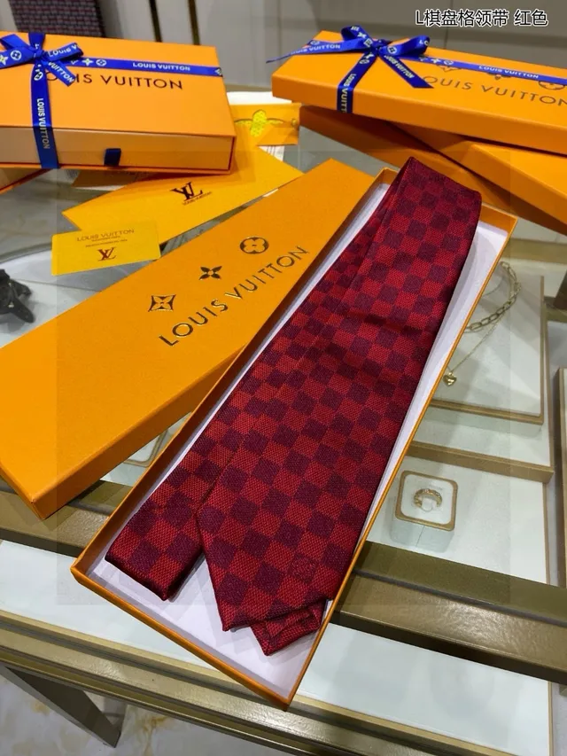 Louis Vuitton Damier Check ربطة عنق أحمرة وبورجوندي 6