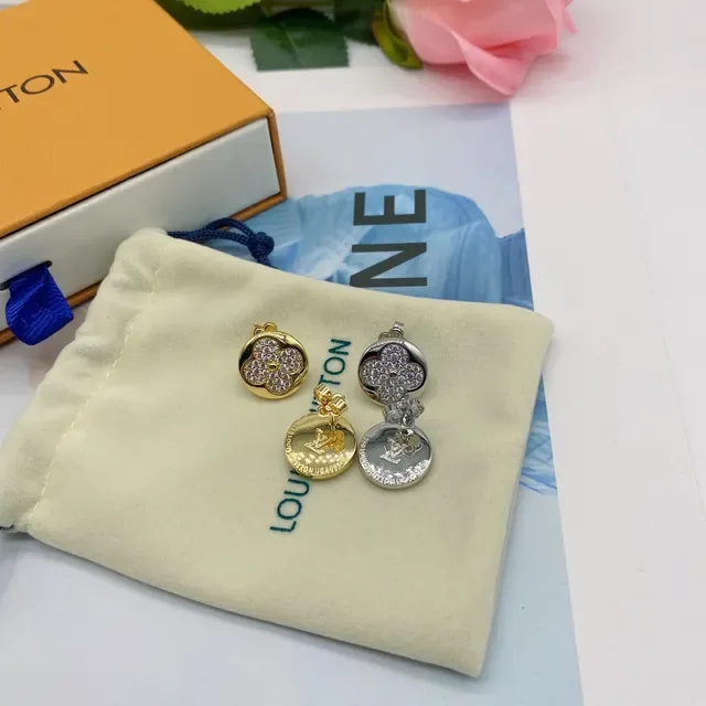Louis Vuitton Flower Motif Pavé Crystal Stud Earrings 5