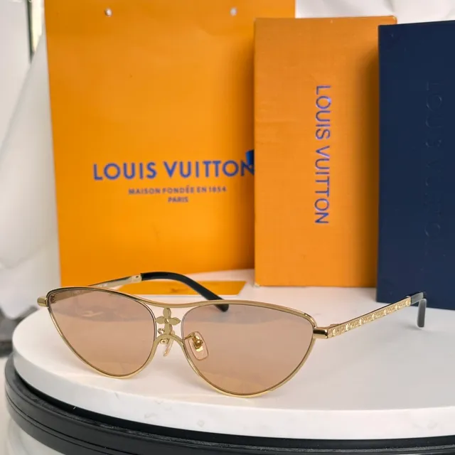 Louis Vuitton نظارات شمسية ذهبية زرقاء كات آي هيكل مونوغرام عدسات 8