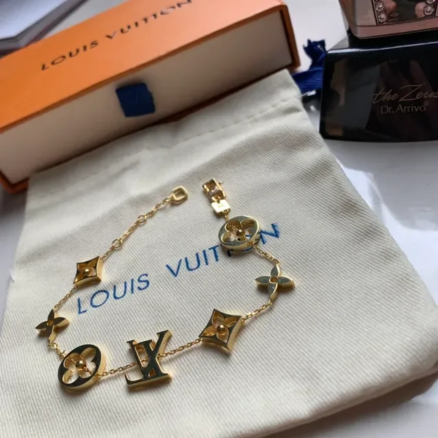 Louis Vuitton Gold Chain Interlocking LV Motif Bracelet 5