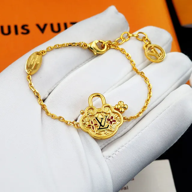 Louis Vuitton Cadena Dorada Roja Cuatrohojas Cerradura Encanto Pulsera 11