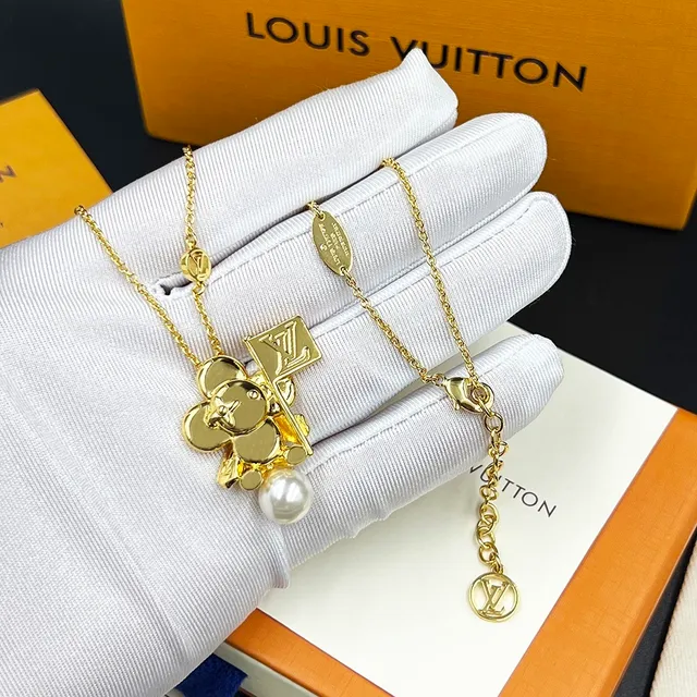 Louis Vuitton Gold White Chain Figural Bear Pendant Necklace 3