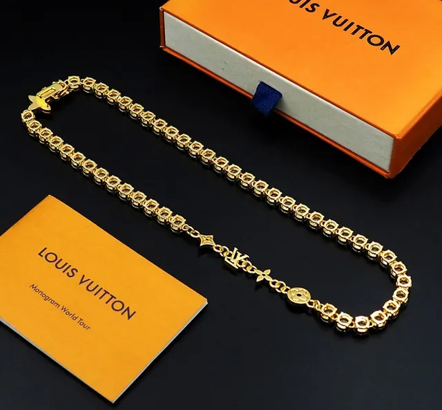 Colar Louis Vuitton Ouro Branco Estilo Tênis Pedras Pavé 5