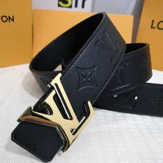 路易威登 Initiales 黑金 压纹 单色 LV 扣头 皮革腰带