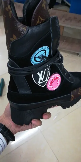 Louis Vuitton Le Cagole 黑色 Monogram 踝靴 6
