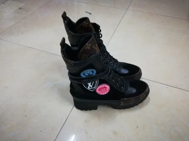 Louis Vuitton Le Cagole 黑色 Monogram 踝靴 8