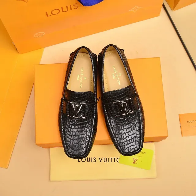路易威登 黑色银色鳄鱼纹皮革 LV Logo 扣 乐福鞋 8