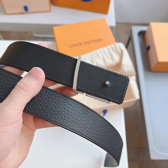 Louis Vuitton LV Initiales Black Pebbled Leather Belt 5