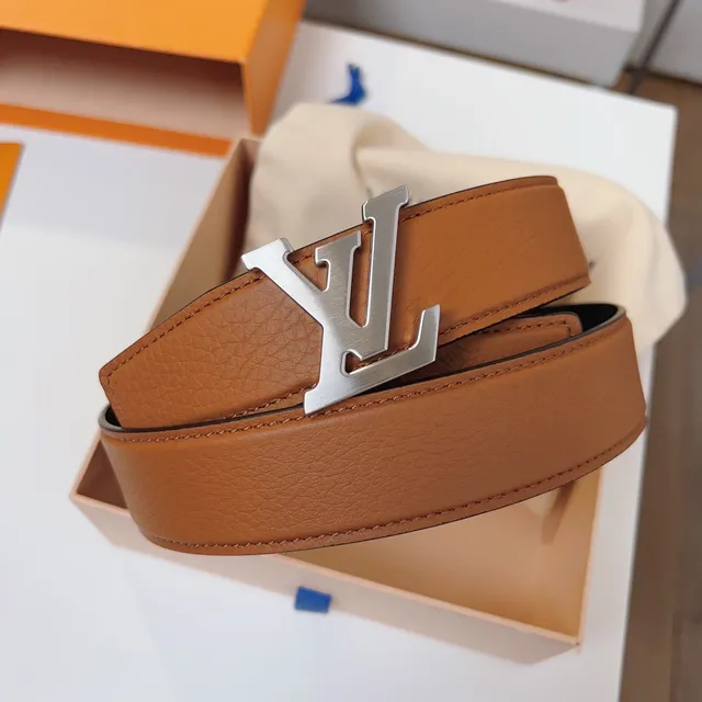 Louis Vuitton LV Initiales Interlocking Buckle 皮革腰带 4