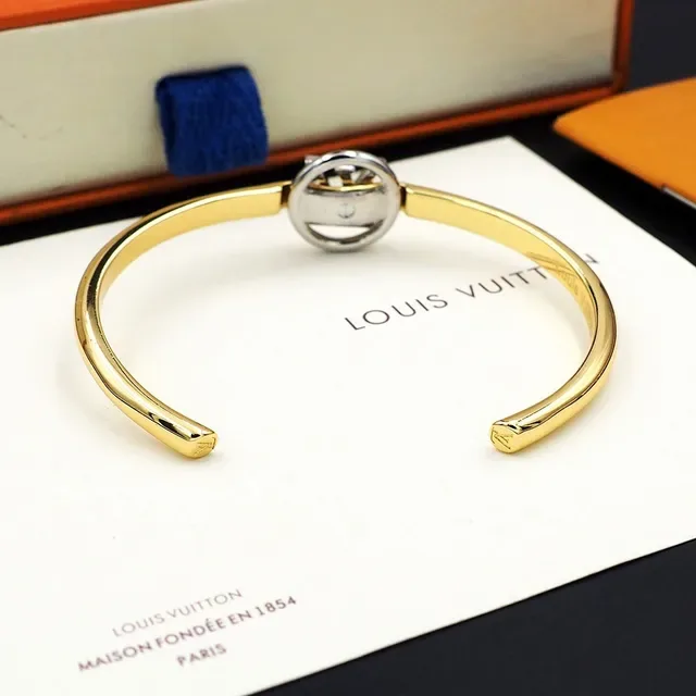 路易威登 LV Knot 金银色 抛光 印花扣 手链 2