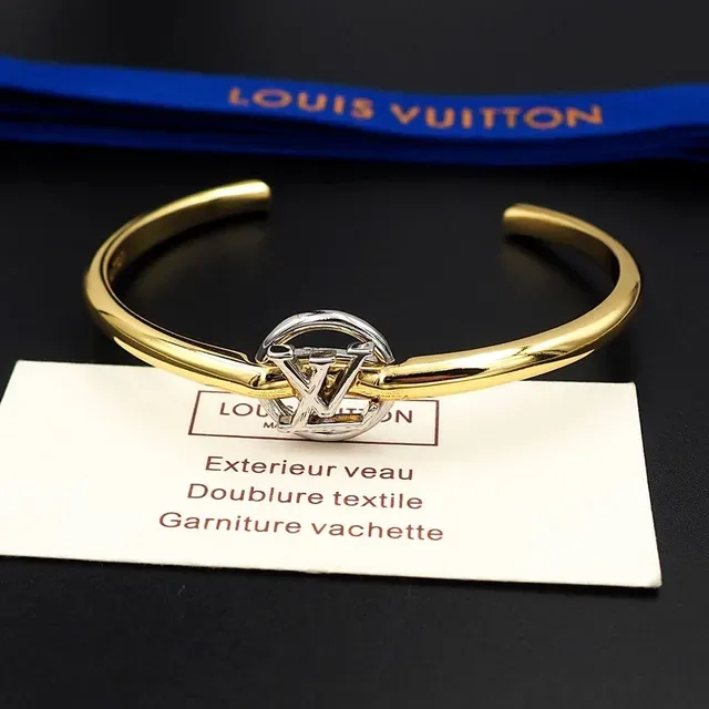 路易威登 LV Knot 金银色 抛光 印花扣 手链 8