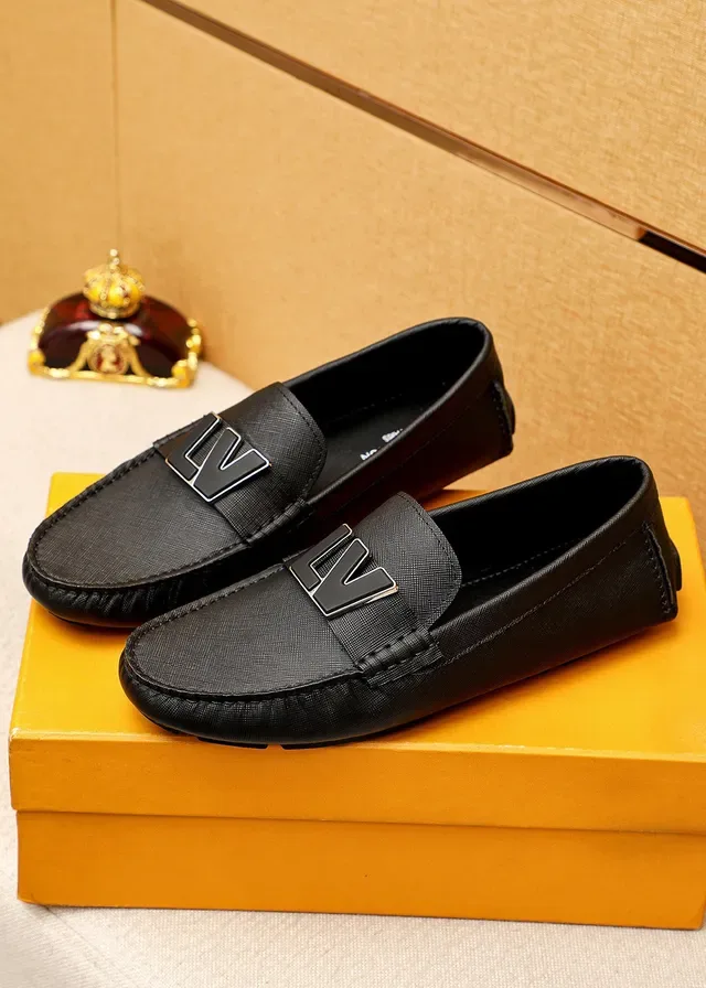 Louis Vuitton LV Logo Loafer Noir Cuir Texturé Loafers 8
