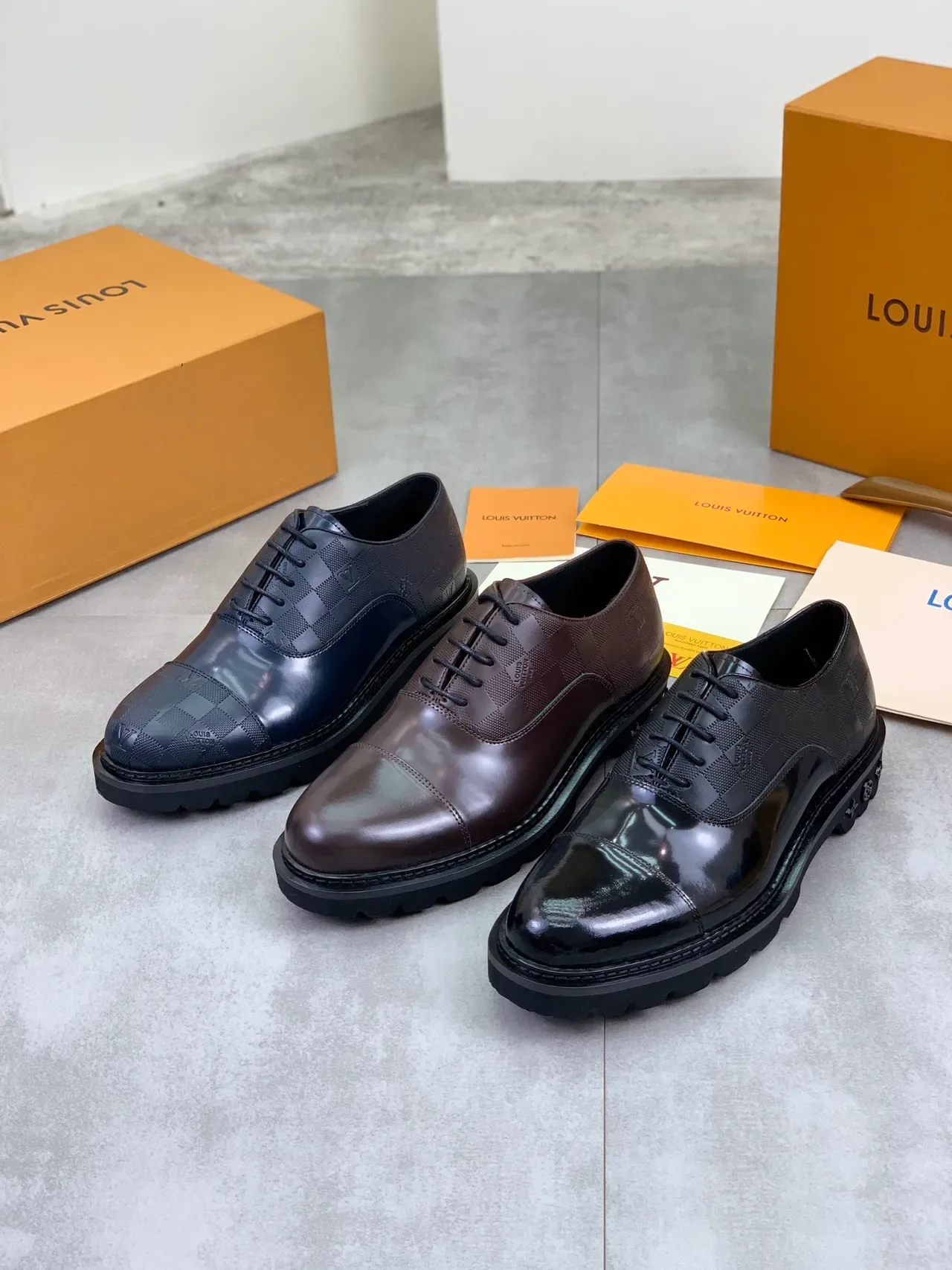 Louis Vuitton LV Trail Marron Noir Cap-Toe Damier Graphite Panneaux Toile Oxford 2