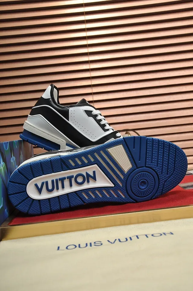Louis Vuitton LV Trainer Noir Bleu Cuir Synthétique Supérieur Signature Cursive Lifestyle Sneakers 4