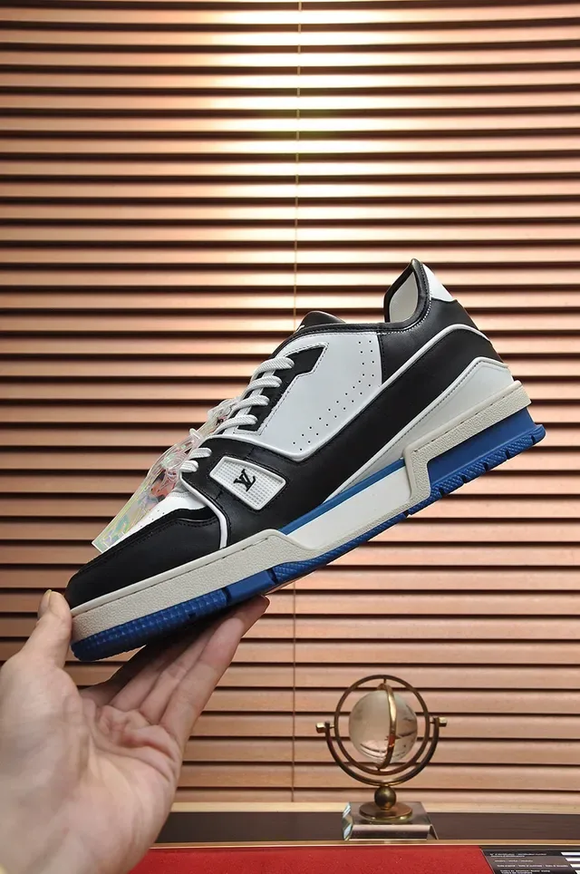 Louis Vuitton LV Trainer Noir Bleu Cuir Synthétique Supérieur Signature Cursive Lifestyle Sneakers 6