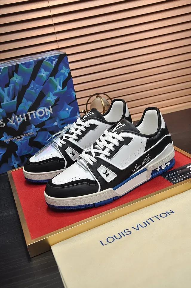 Louis Vuitton LV Trainer Noir Bleu Cuir Synthétique Supérieur Signature Cursive Lifestyle Sneakers 7
