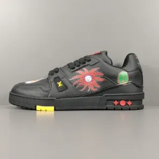 Louis Vuitton LV Trainer Tênis Lifestyle Pretos com Aplicação Gráfica