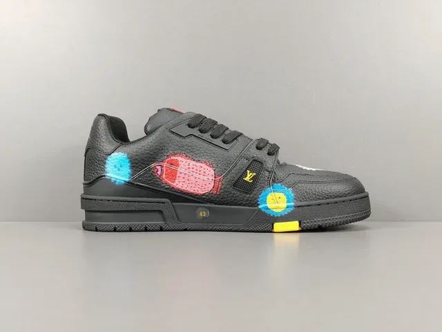 Louis Vuitton LV Trainer Black Graphic Appliqué Lifestyle Sneakers 18