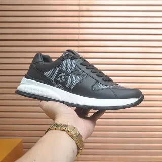 Louis Vuitton LV Trainer Preto Branco Low-Top Couro-Mesh Híbrido Lifestyle Sneakers