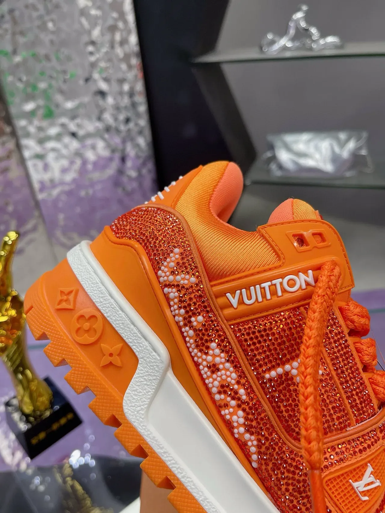 लुइस विटन LV Trainer Crystal Orange लाइफस्टाइल स्निकार 6