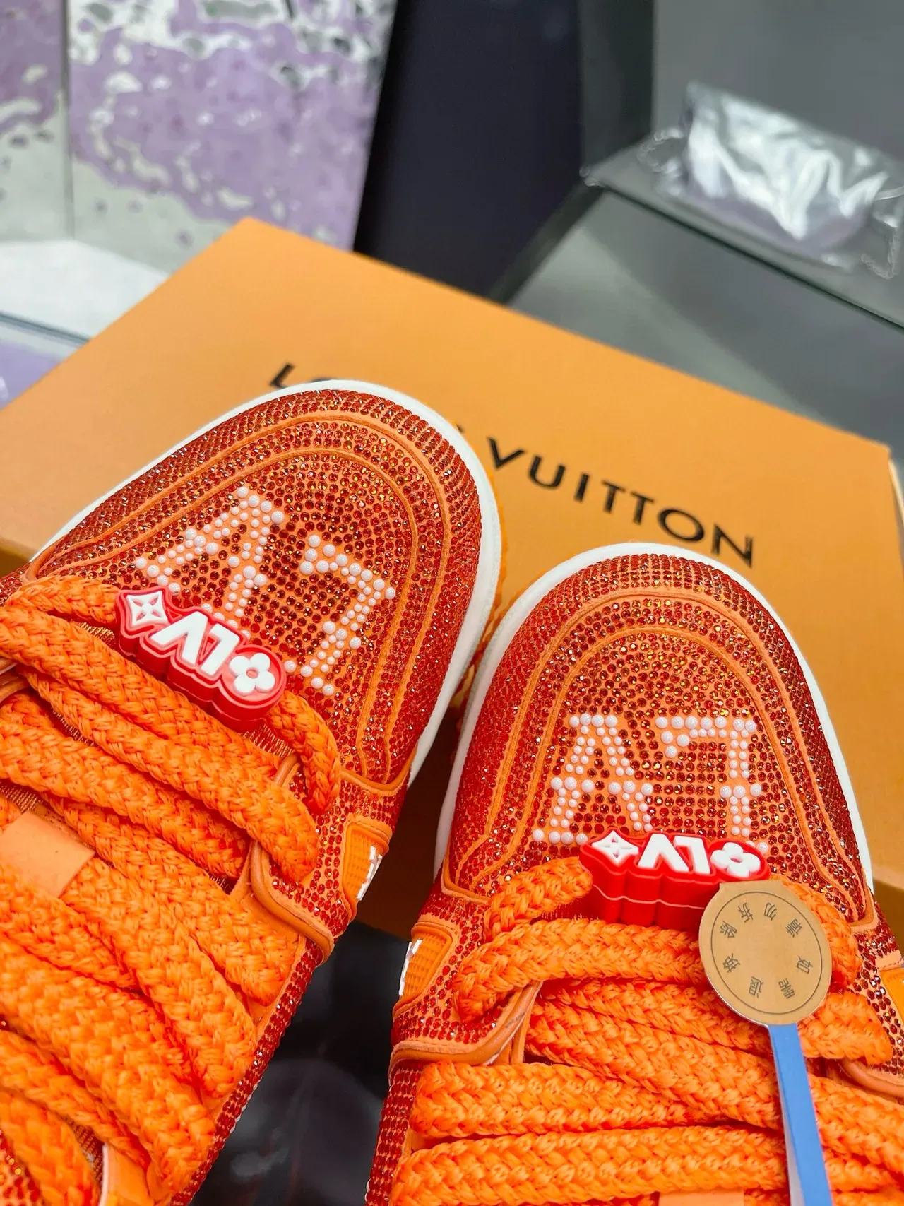 लुइस विटन LV Trainer Crystal Orange लाइफस्टाइल स्निकार 8